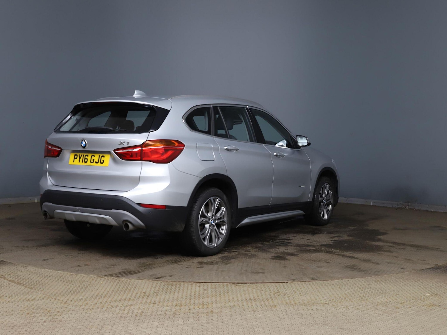 Used BMW X1 2016 for sale - 76099248: Photo 5