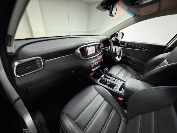 Used Kia Sorento 2018 for sale - 76158815: Photo 98