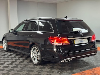 Used Mercedes-Benz E-Class 2014 for sale - 76179484: Photo 4
