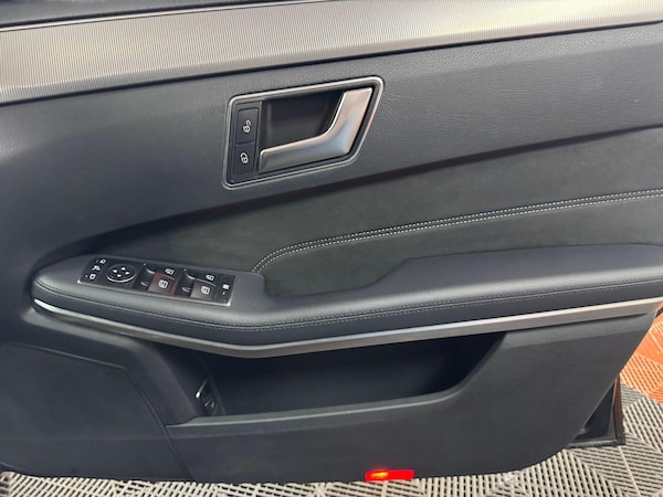 Used Mercedes-Benz E-Class 2014 for sale - 76179484: Photo 51
