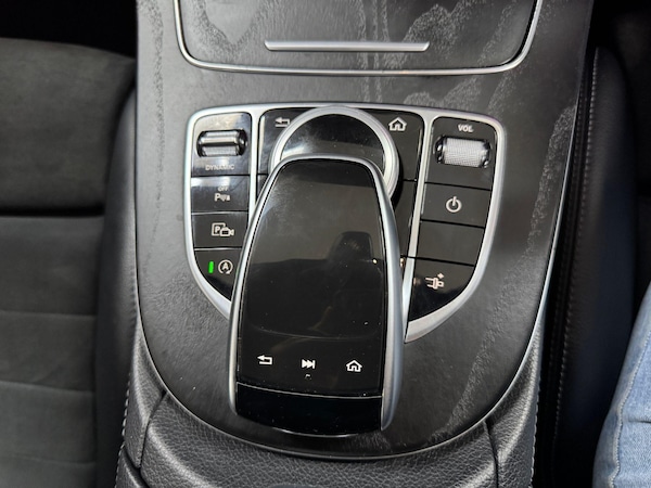 Used Mercedes-Benz E-Class 2018 for sale - 75350549: Photo 31