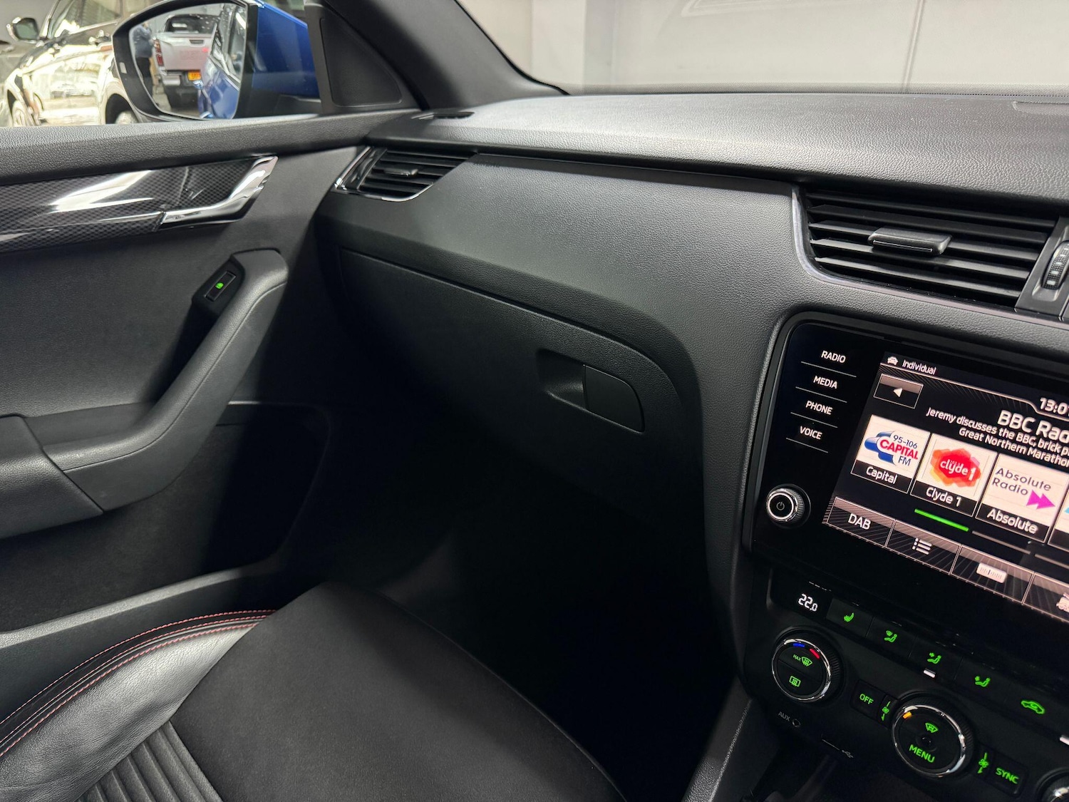 Used Skoda Octavia 2015 for sale - 76549648: Photo 85