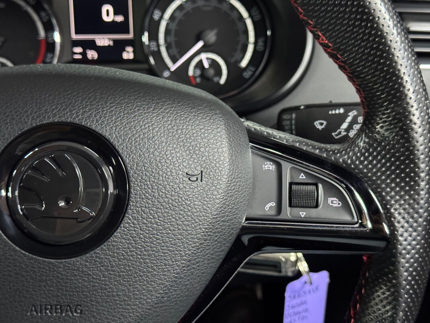 Used Skoda Octavia 2015 for sale - 76549648: Photo 86