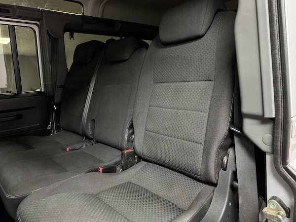 Used Land Rover Defender 110 2015 for sale - 71062003: Photo 19