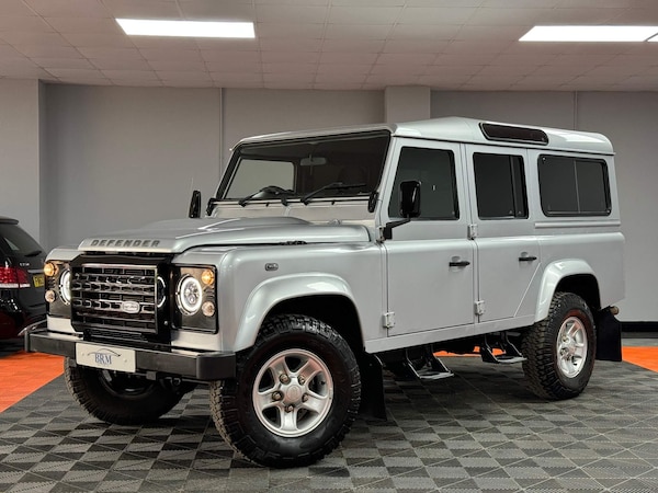 Used Land Rover Defender 110 2015 for sale - 71062003: Photo 3