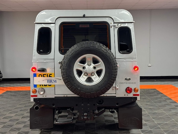 Used Land Rover Defender 110 2015 for sale - 71062003: Photo 43