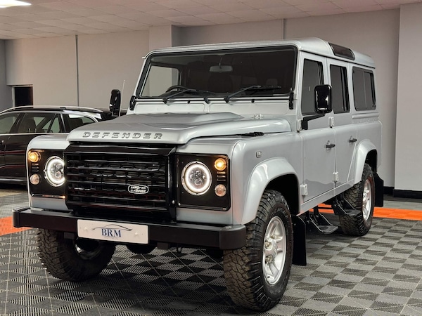 Used Land Rover Defender 110 2015 for sale - 71062003: Photo 8