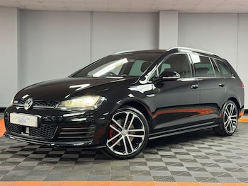 Used Volkswagen Golf 2017 for sale - 76377236: Photo