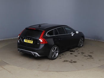 Used Volvo V60 2016 for sale - 79401484: Photo