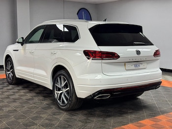Used Volkswagen Touareg 2018 for sale - 75071831: Photo
