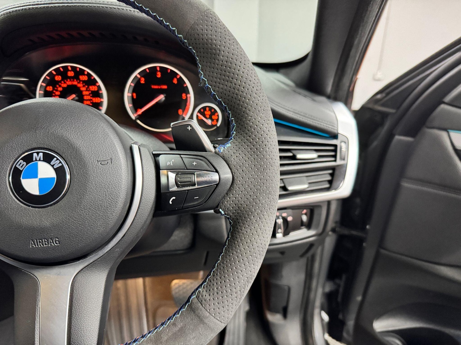 Used BMW X6 for sale - 76440635: Photo 61