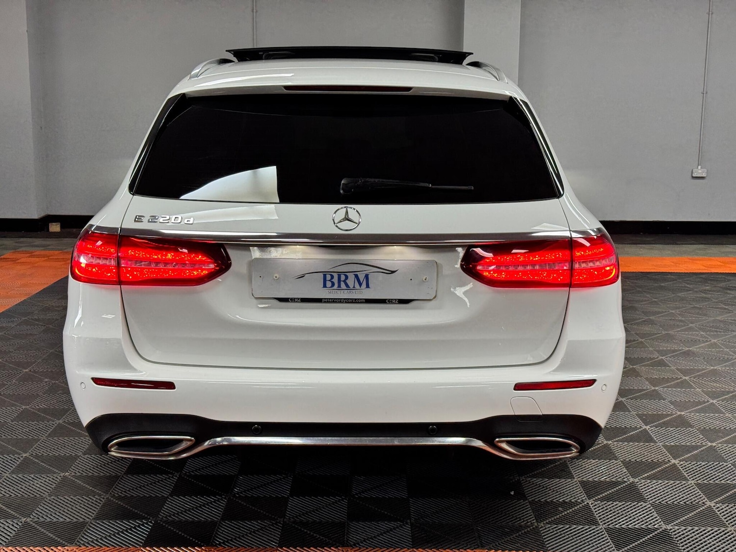 Used Mercedes-Benz E Class 2017 for sale - 76371297: Photo 12