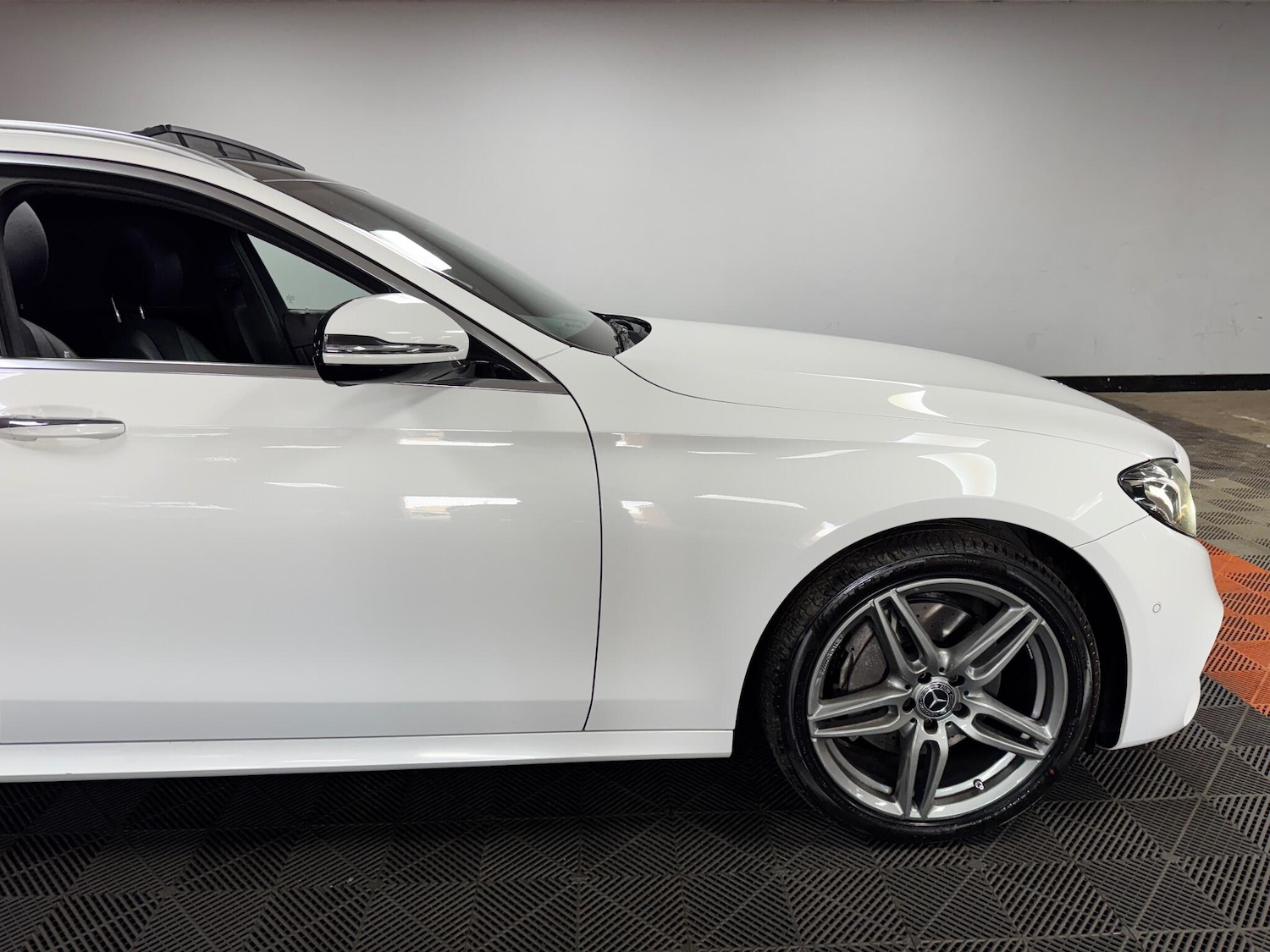 Used Mercedes-Benz E Class 2017 for sale - 76371297: Photo 13