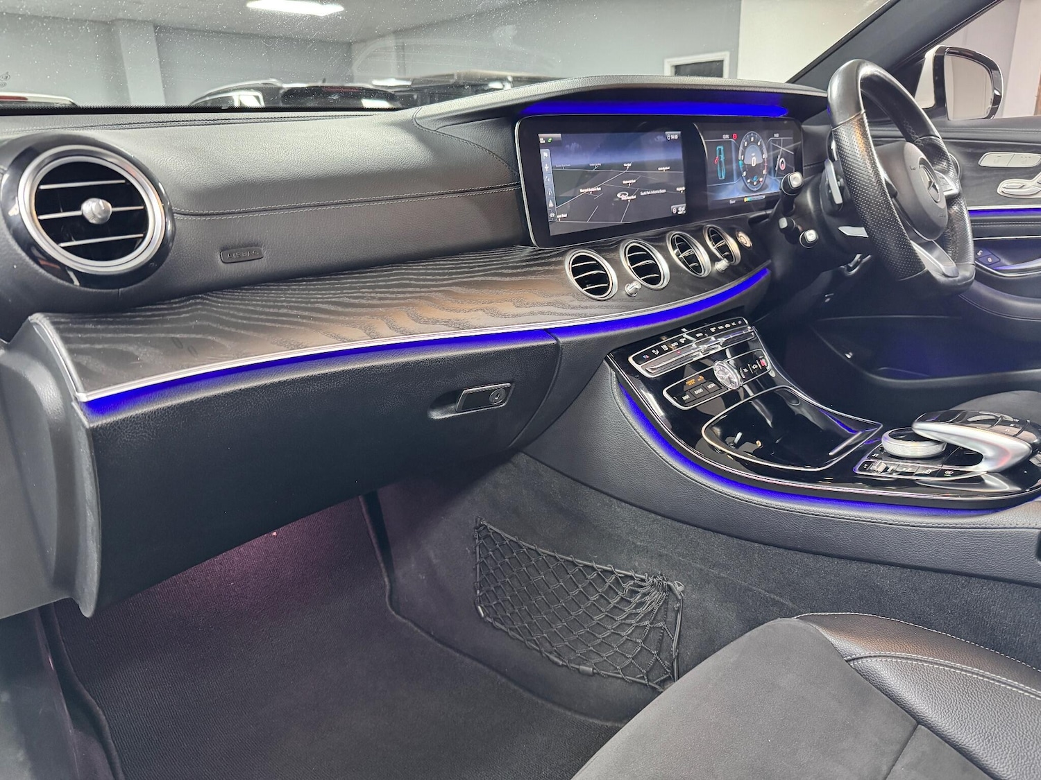 Used Mercedes-Benz E Class 2017 for sale - 76371297: Photo 18