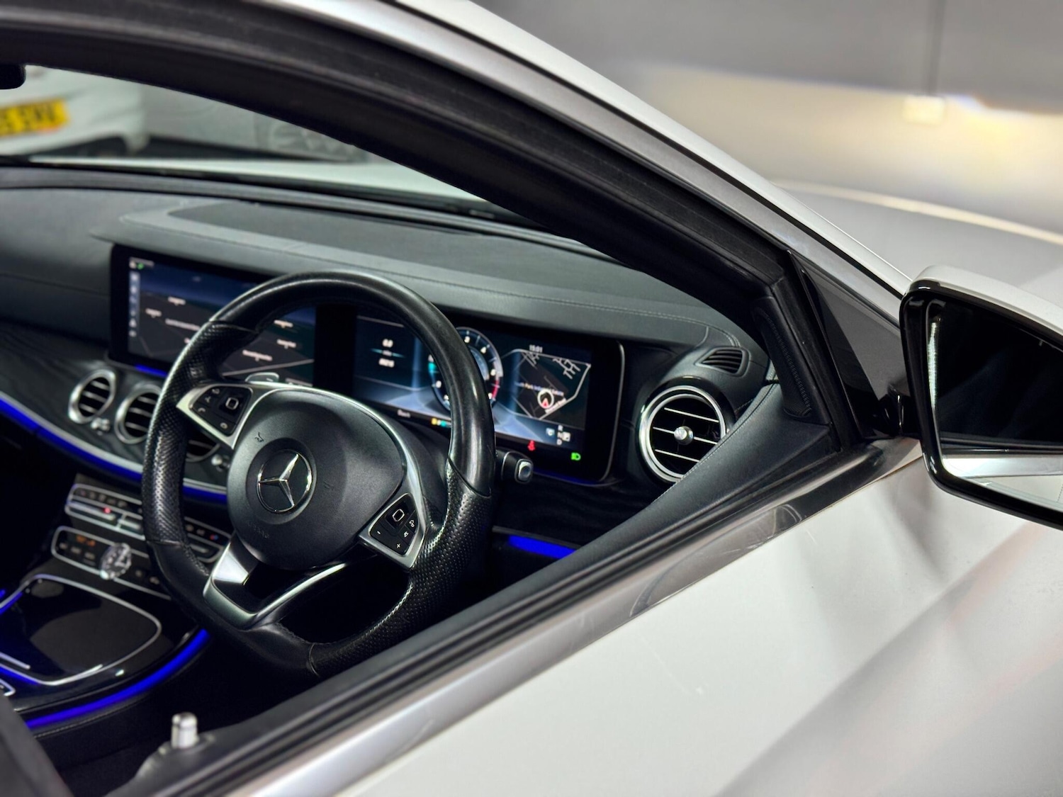 Used Mercedes-Benz E Class 2017 for sale - 76371297: Photo 26