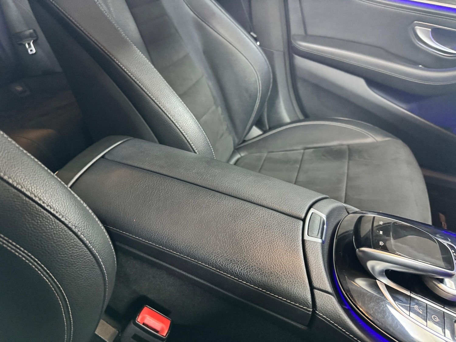 Used Mercedes-Benz E Class 2017 for sale - 76371297: Photo 30