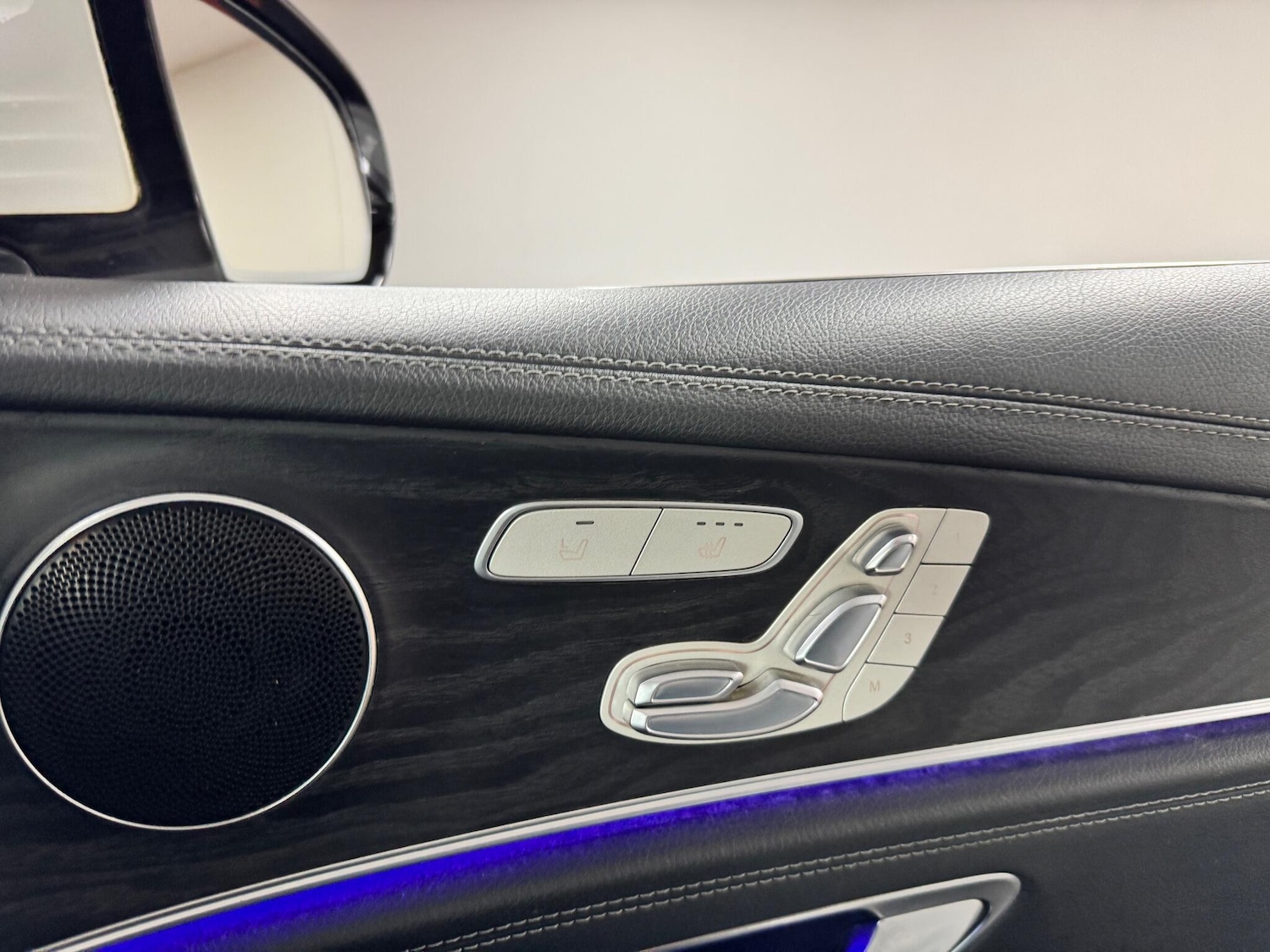 Used Mercedes-Benz E Class 2017 for sale - 76371297: Photo 41