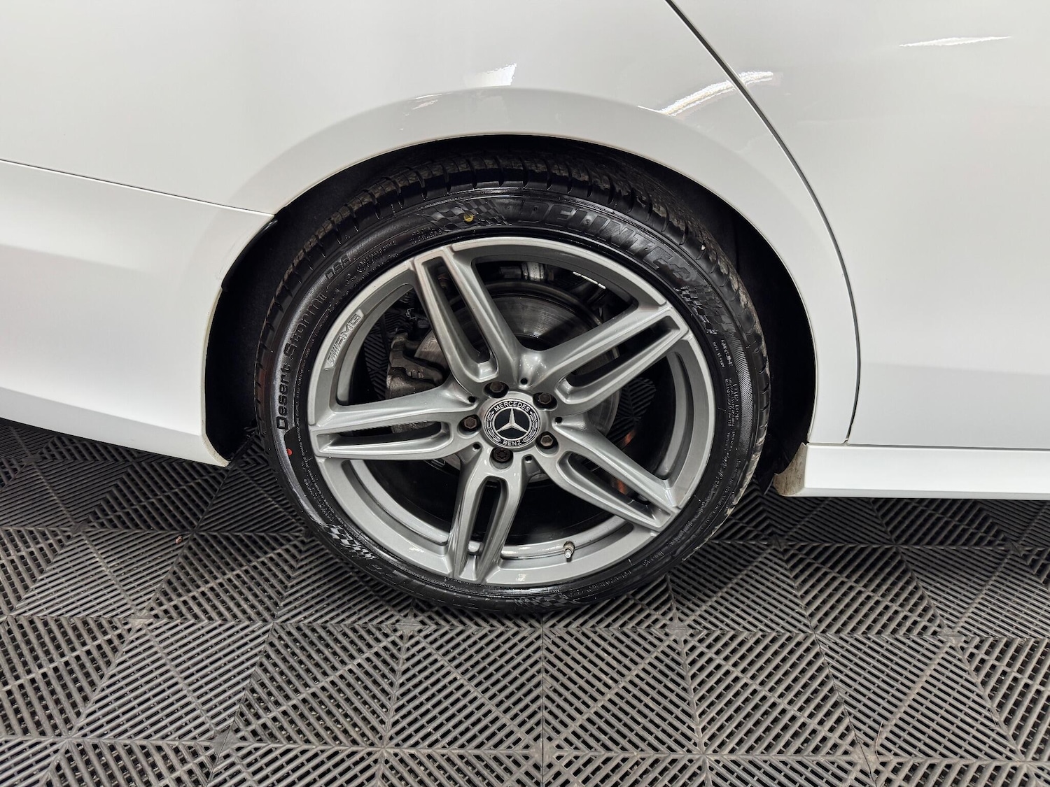 Used Mercedes-Benz E Class 2017 for sale - 76371297: Photo 45