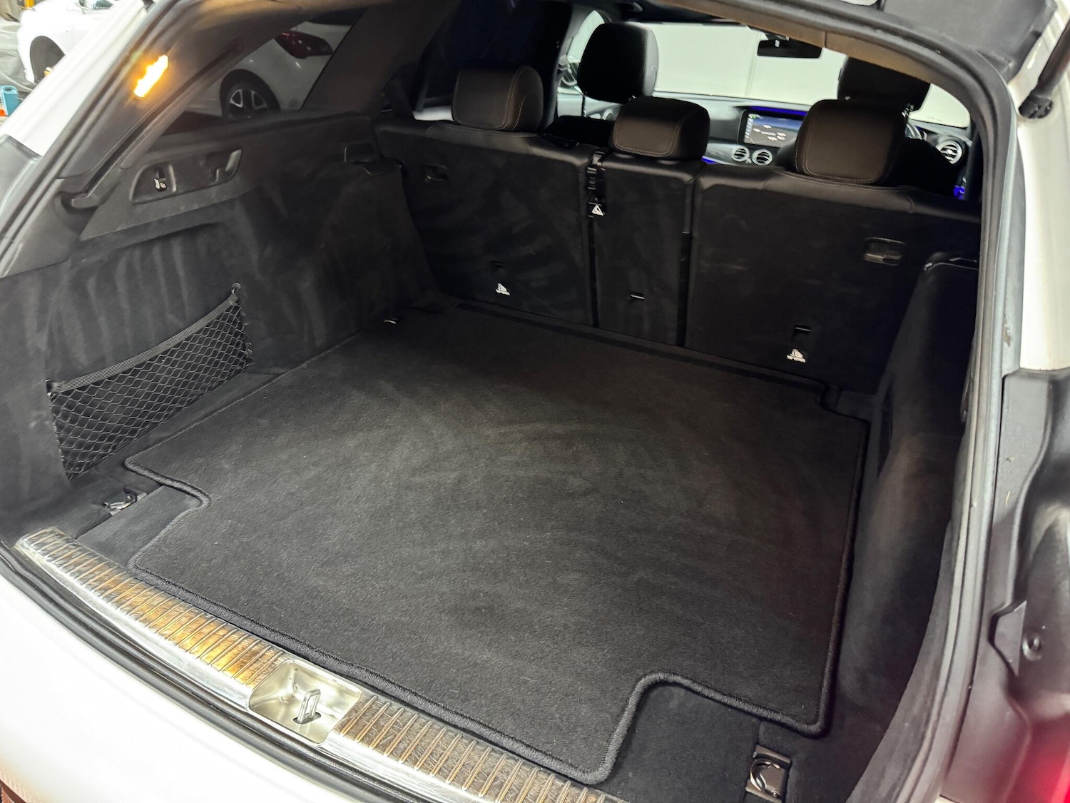 Used Mercedes-Benz E Class 2017 for sale - 76371297: Photo 59