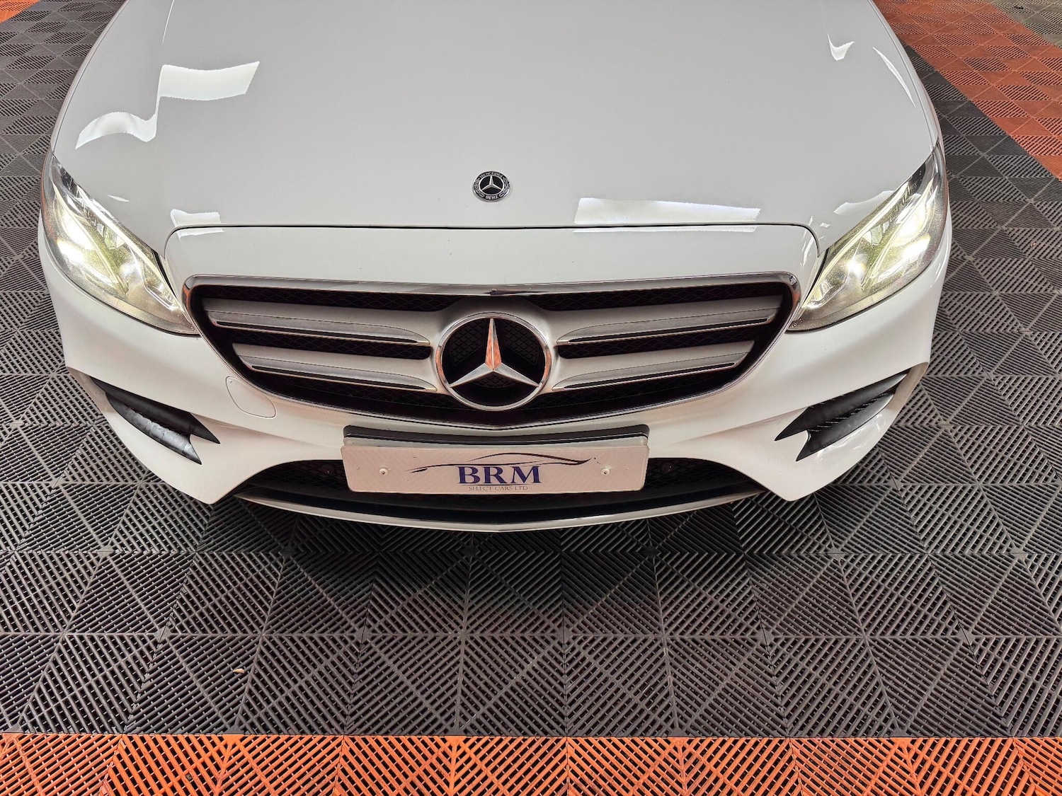 Used Mercedes-Benz E Class 2017 for sale - 76371297: Photo 6