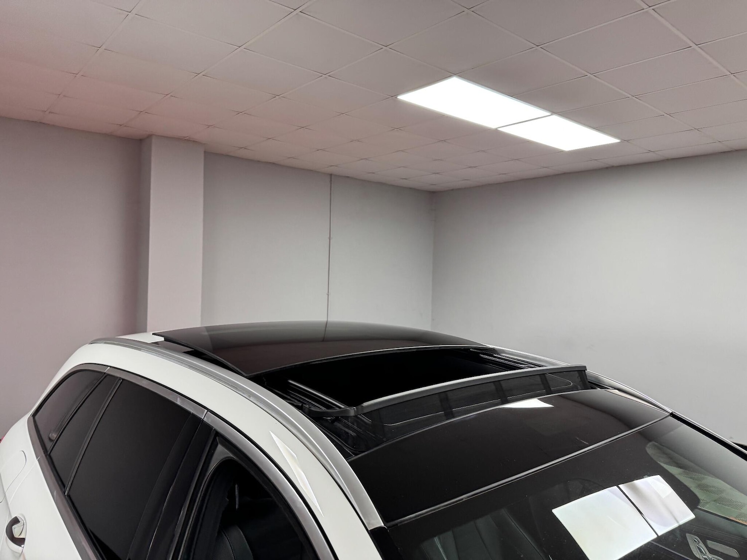 Used Mercedes-Benz E Class 2017 for sale - 76371297: Photo 65