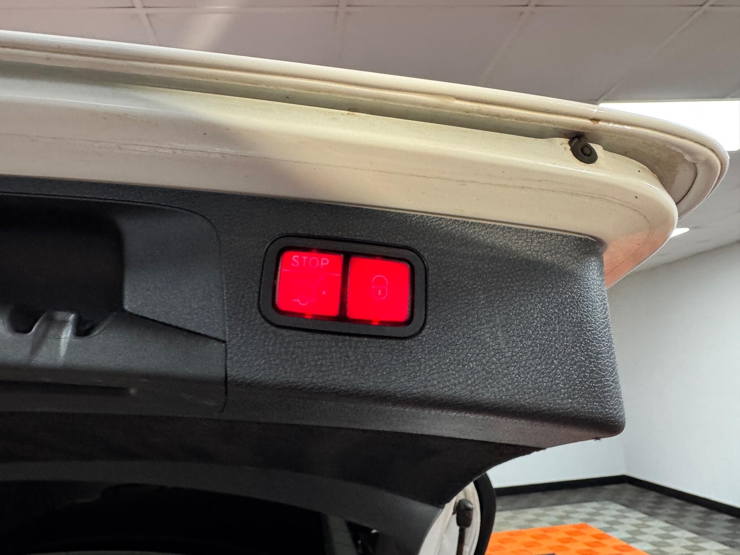 Used Mercedes-Benz E Class 2017 for sale - 76371297: Photo 71