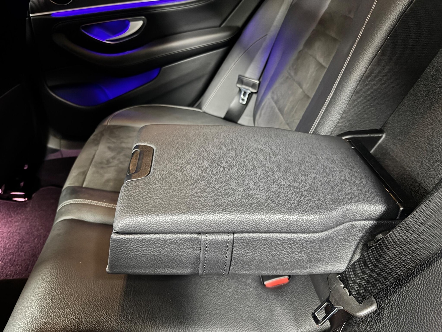 Used Mercedes-Benz E Class 2017 for sale - 76371297: Photo 75