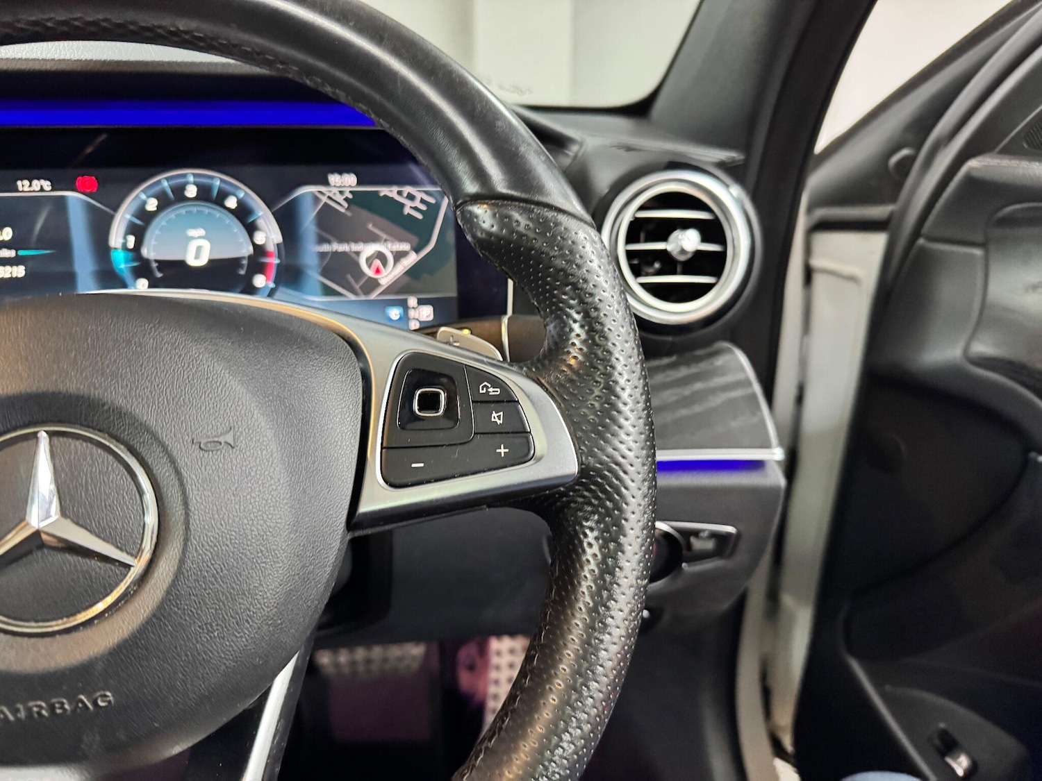 Used Mercedes-Benz E Class 2017 for sale - 76371297: Photo 82