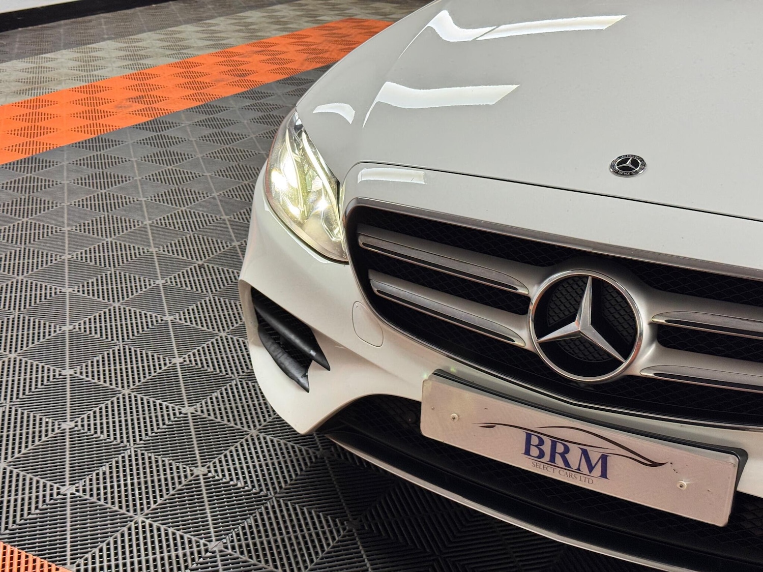 Used Mercedes-Benz E Class 2017 for sale - 76371297: Photo 86