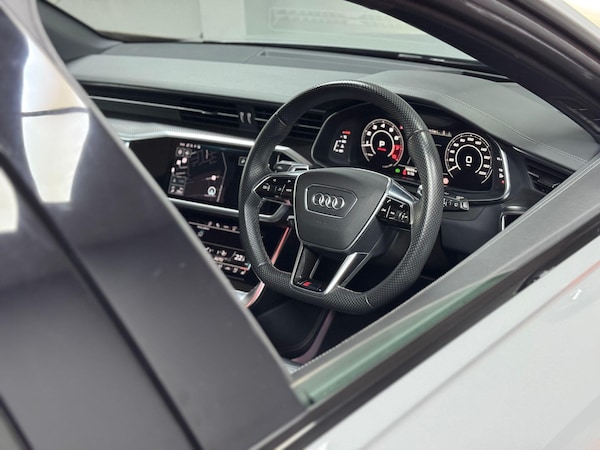 Used Audi RS6 Avant 2019 for sale - 76158964: Photo 95