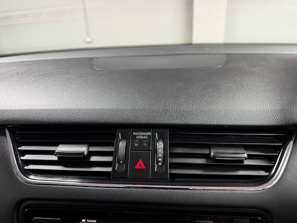 Used Skoda Octavia 2015 for sale - 76306293: Photo 85