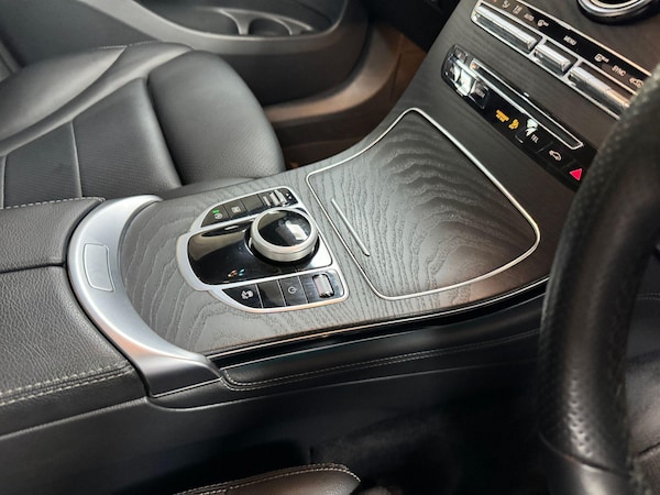 Used Mercedes-Benz GLC 2019 for sale - 75070618: Photo 37