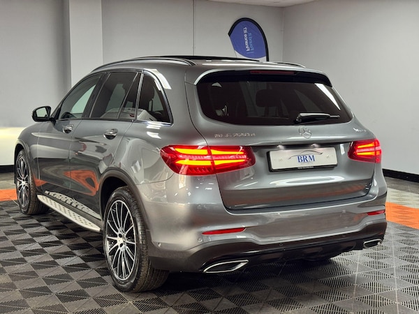 Used Mercedes-Benz GLC 2019 for sale - 75070618: Photo 4