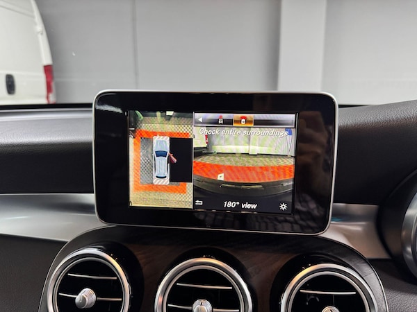 Used Mercedes-Benz GLC 2019 for sale - 75070618: Photo 62