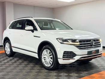 Used Volkswagen Touareg 2018 for sale - 79094702: Photo