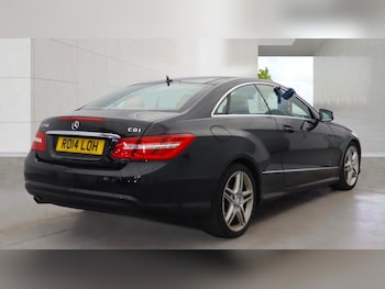 Used Mercedes-Benz E Class 2014 for sale - 79202549: Photo
