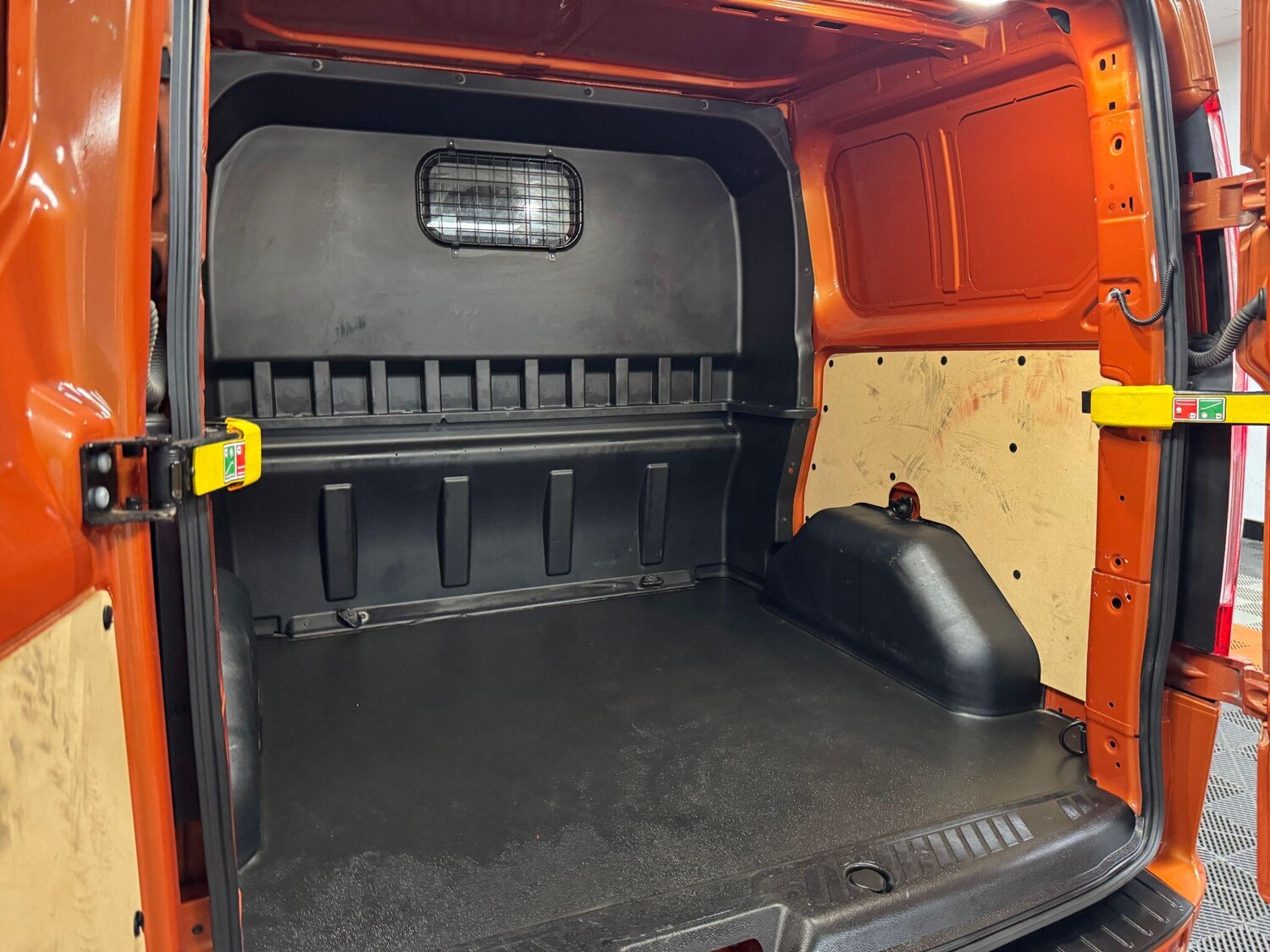 Used Ford Transit Custom 2019 for sale - 76592670: Photo 48