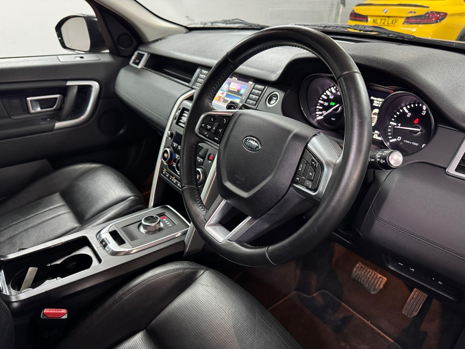 Used Land Rover Discovery Sport 2015 for sale - 75965256: Photo 15