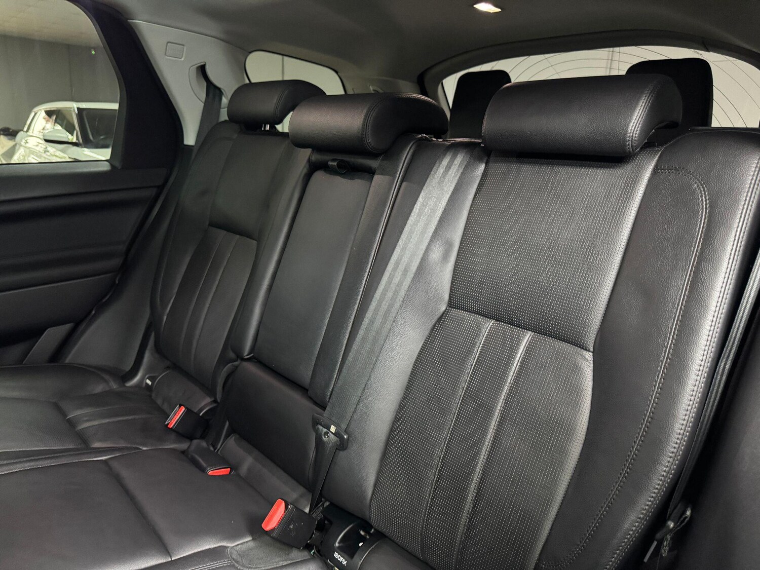 Used Land Rover Discovery Sport 2015 for sale - 75965256: Photo 25