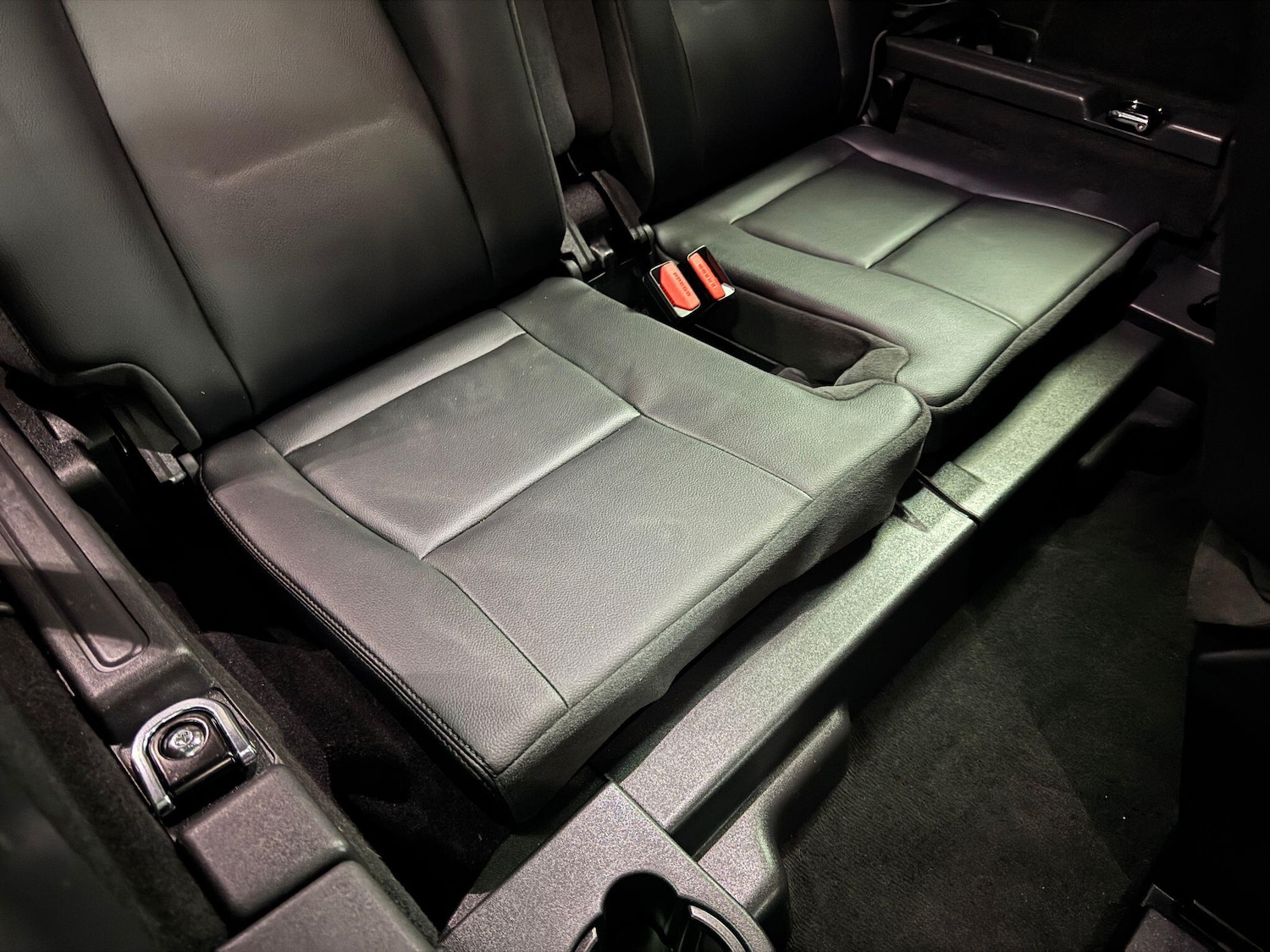 Used Land Rover Discovery Sport 2015 for sale - 75965256: Photo 37