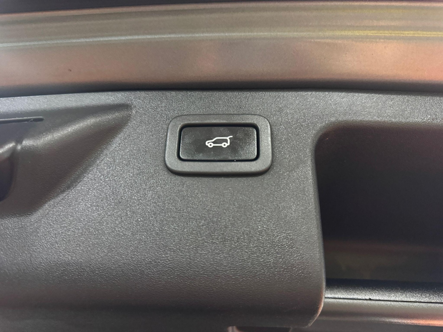 Used Land Rover Discovery Sport 2015 for sale - 75965256: Photo 42