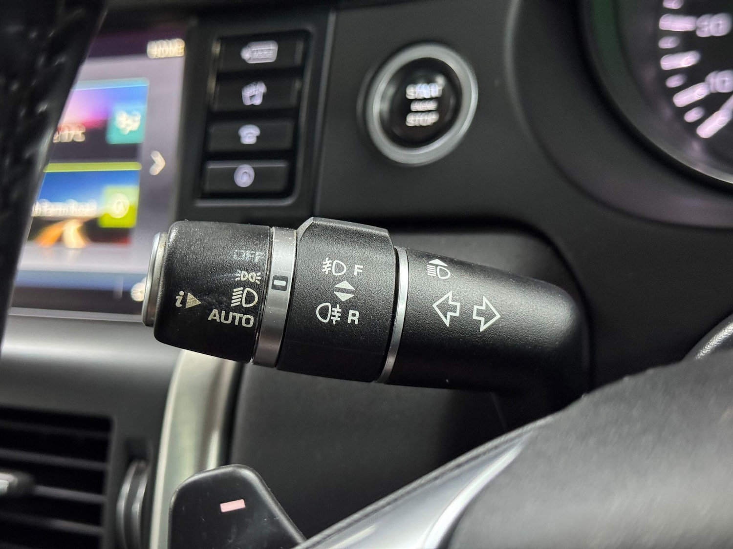 Used Land Rover Discovery Sport 2015 for sale - 75965256: Photo 47