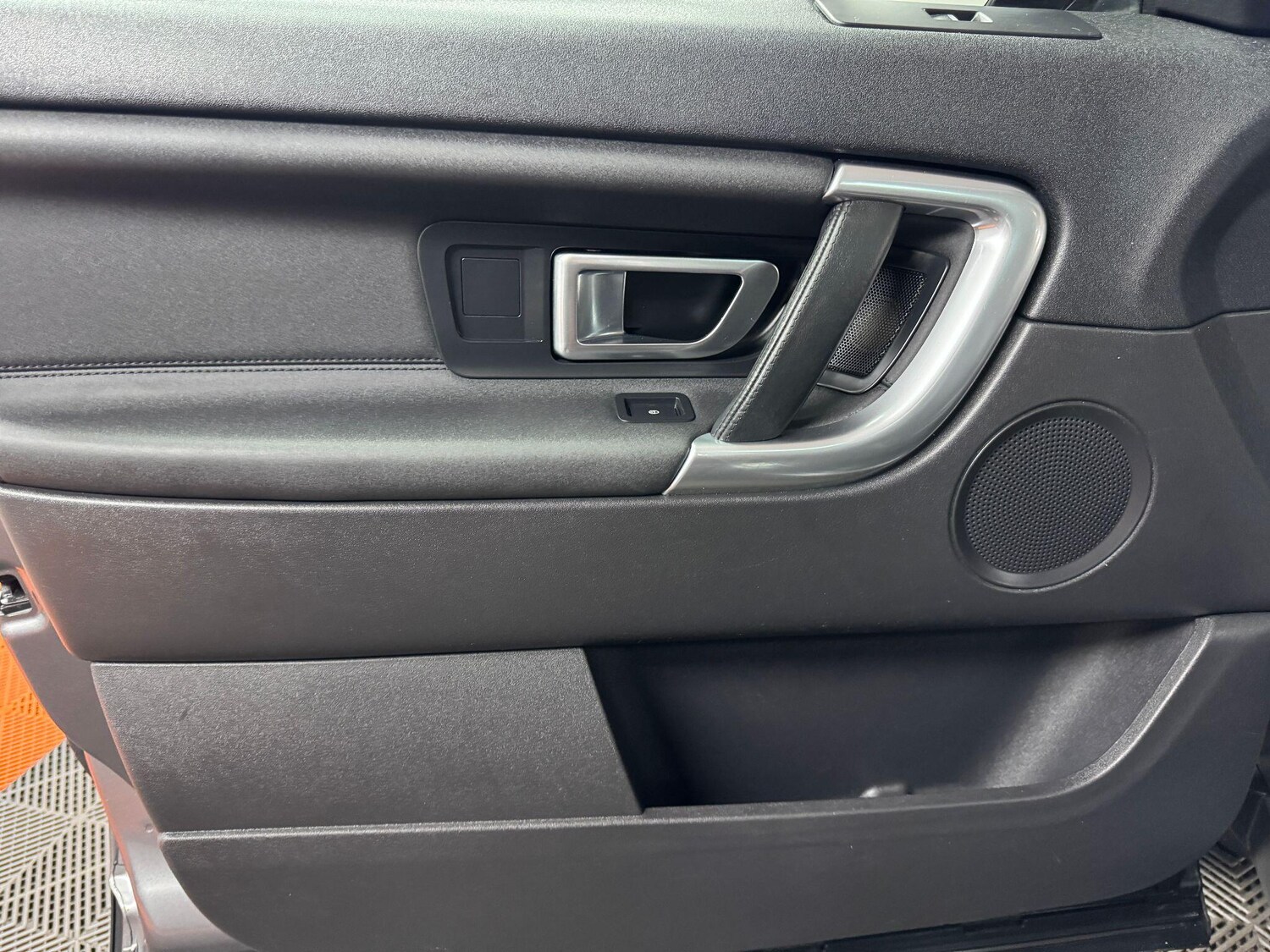 Used Land Rover Discovery Sport 2015 for sale - 75965256: Photo 52