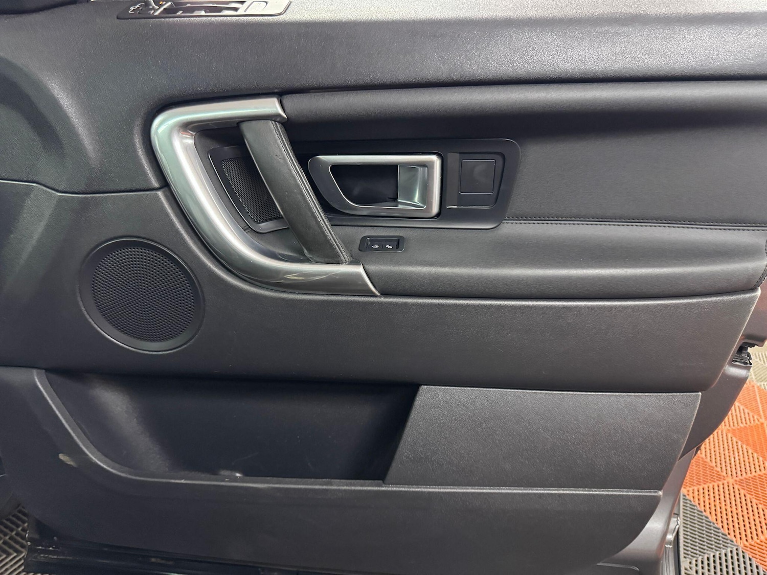 Used Land Rover Discovery Sport 2015 for sale - 75965256: Photo 54