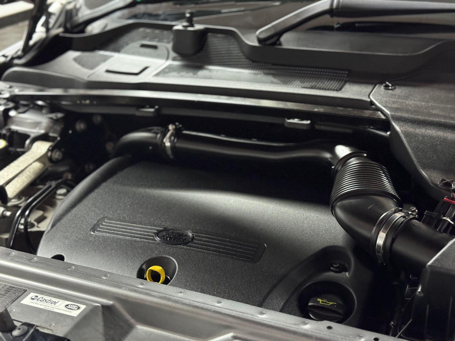 Used Land Rover Discovery Sport 2015 for sale - 75965256: Photo 55