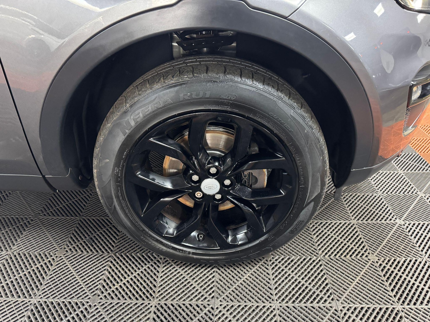 Used Land Rover Discovery Sport 2015 for sale - 75965256: Photo 59