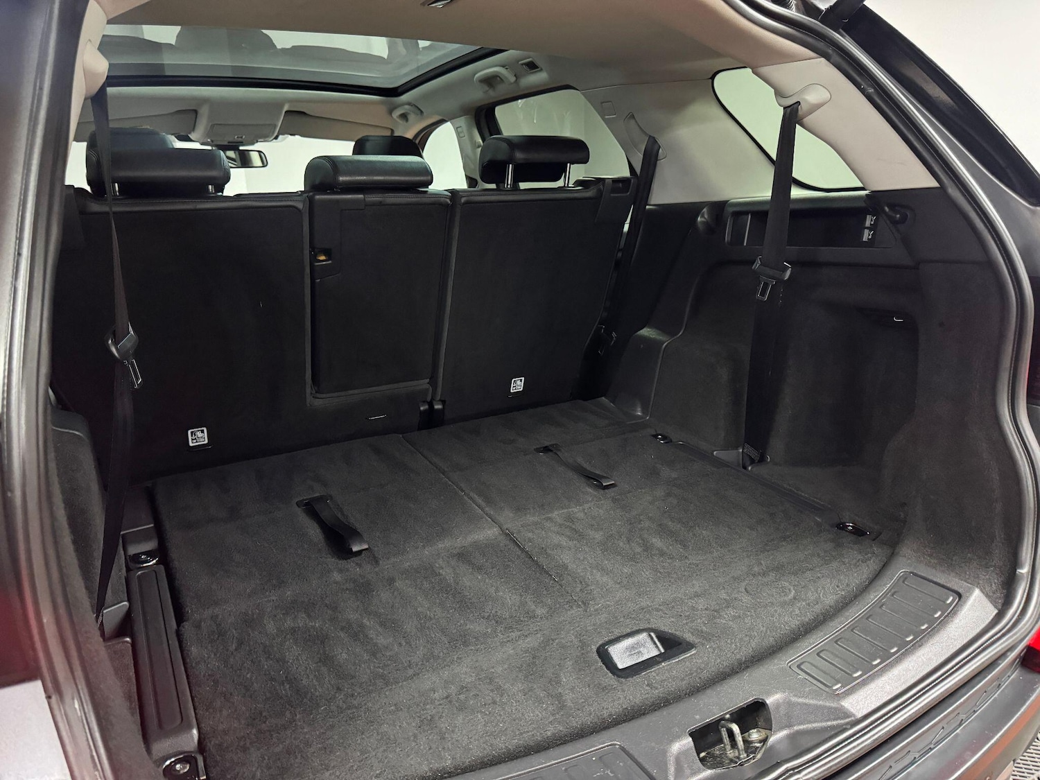 Used Land Rover Discovery Sport 2015 for sale - 75965256: Photo 77