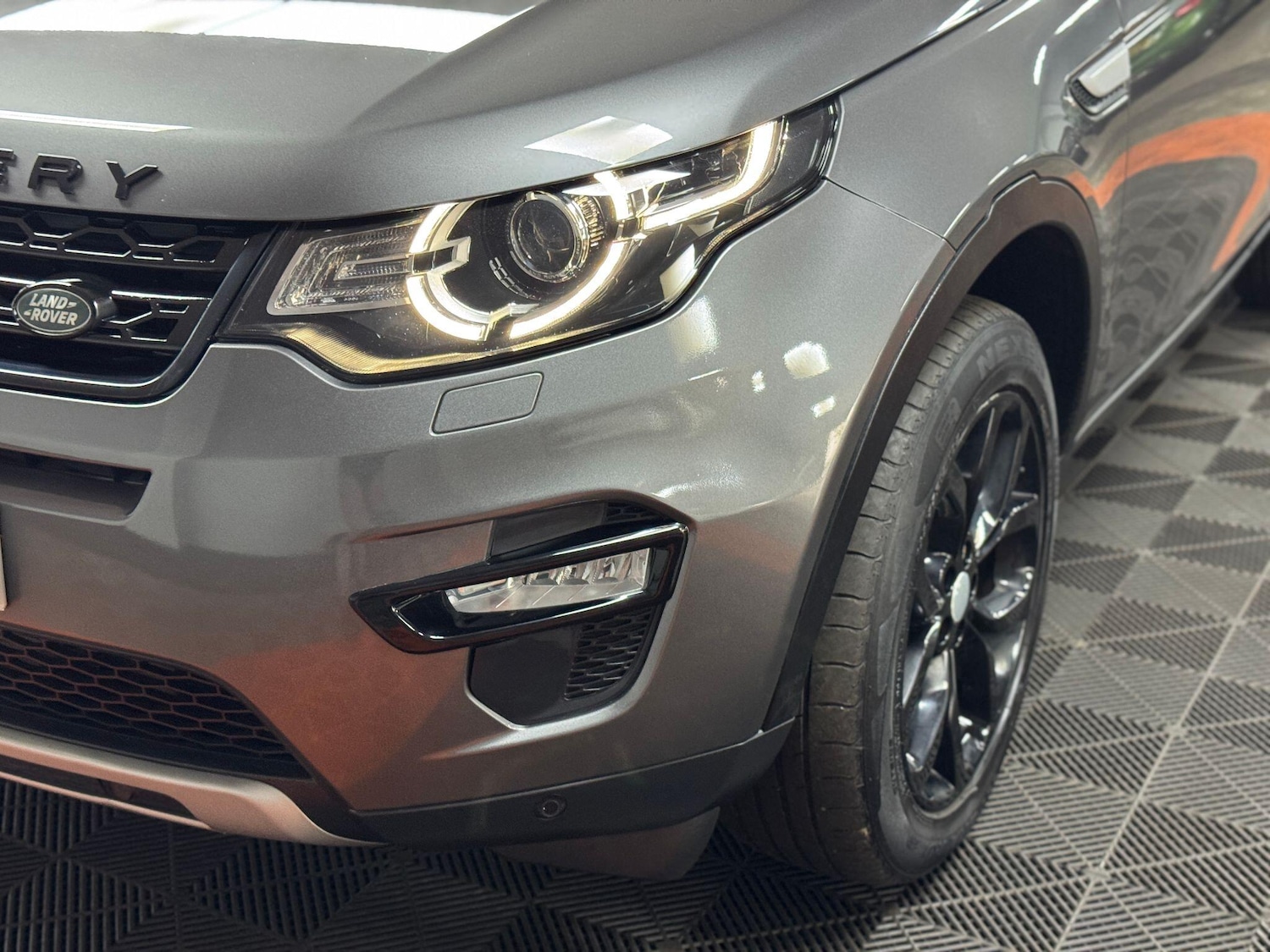 Used Land Rover Discovery Sport 2015 for sale - 75965256: Photo 97