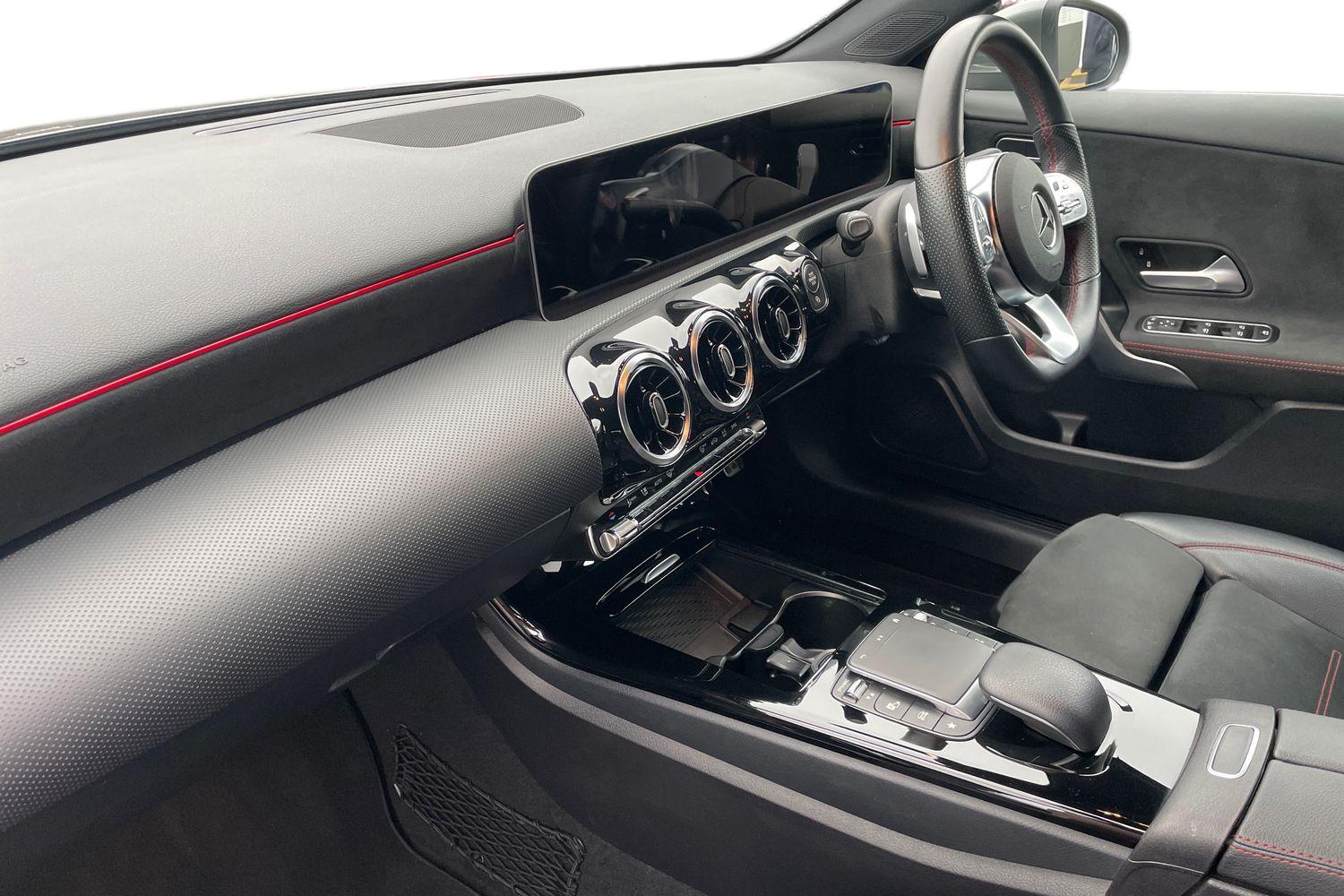 Used Mercedes-Benz A-Class 2020 for sale - 76254905: Photo 2