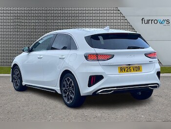 Used Kia Ceed 2025 for sale - 77106028: Photo